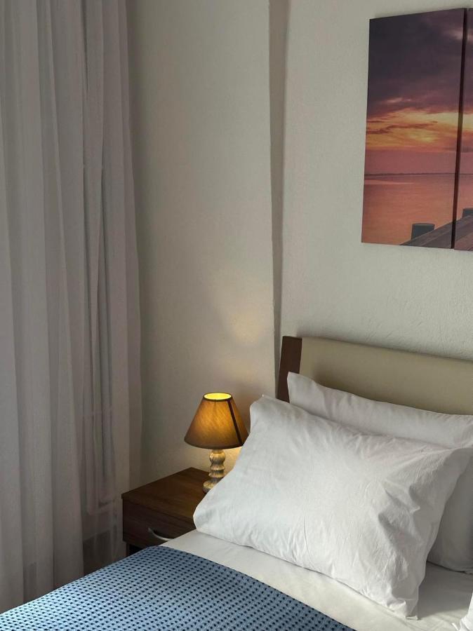 Agnanti Apartment *